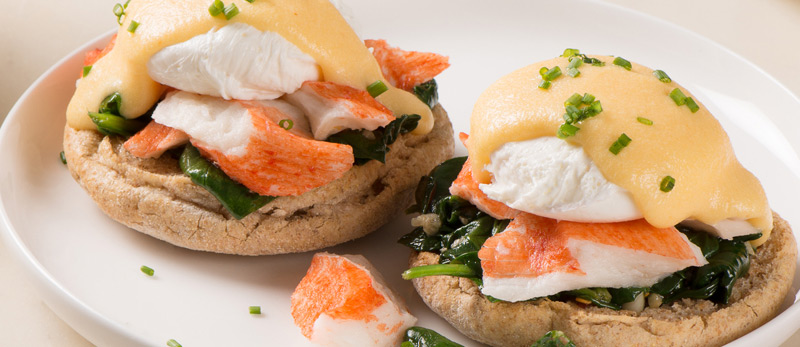 Crab-Classic-and-Spinach-Eggs-Benedict
